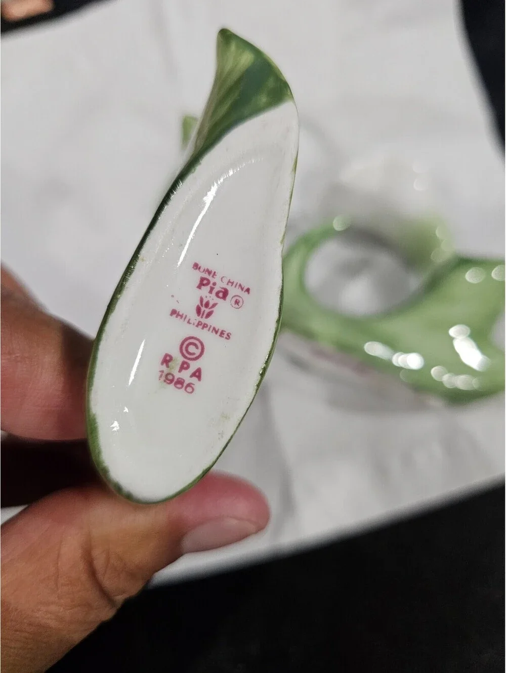 (2pc) Vintage 1986 RPA Pia Fine Bone China Hand Painted Calla Lily Napkin Ring